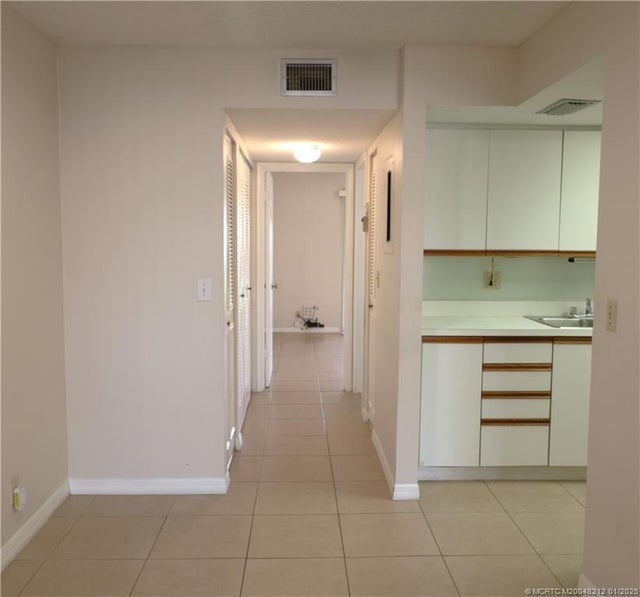 5 of 23 - 241 Sw South River Drive #104, Stuart, FL