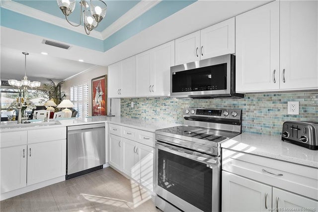 5 of 34 - 1600 Ne Dixie Highway #15-104, Jensen Beach, FL