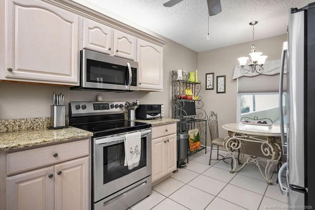 4 of 48 - 1600 Se Saint Lucie Boulevard #115, Stuart, FL