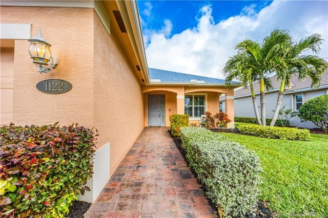 2 of 29 - 1122 4th Lane, Vero Beach, FL