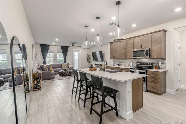 3 of 23 - 1865 Se Tarni Way, Stuart, FL