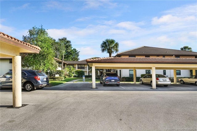 1 of 51 - 31 Sw South River Drive #106, Stuart, FL