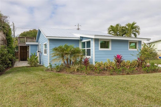 4 of 54 - 1036 Ne Wright Avenue, Jensen Beach, FL
