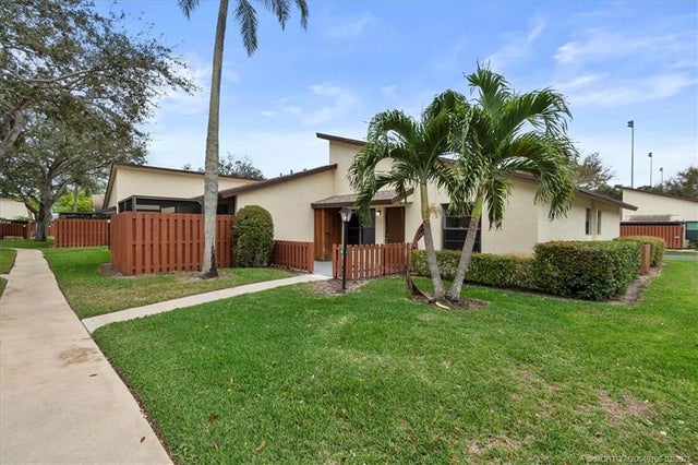 1 of 21 - 8085 Villa Circle, Hobe Sound, 