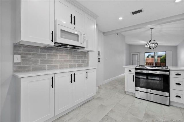3 of 21 - 8085 Villa Circle, Hobe Sound, 