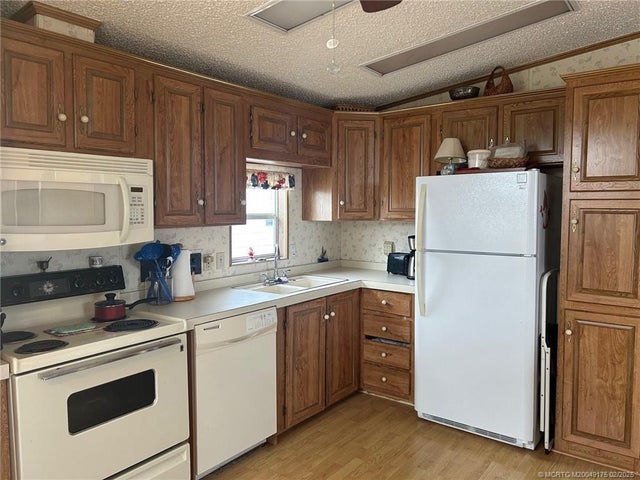 5 of 23 - 10725 S Ocean Drive #304, Jensen Beach, FL