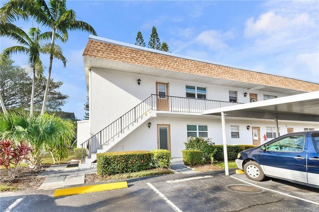 3 of 33 - 2950 Se Ocean Boulevard #4-4, Stuart, FL