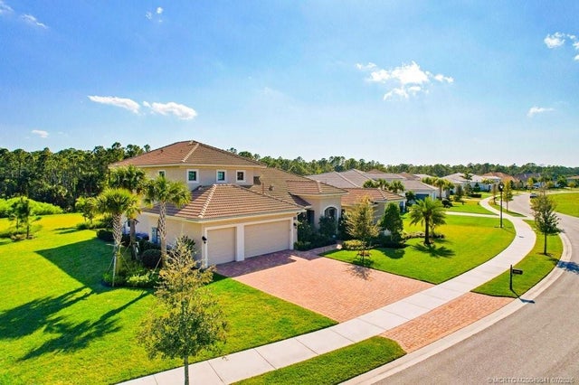 3 of 39 - 5276 Sw Star Apple Street, Palm City, FL