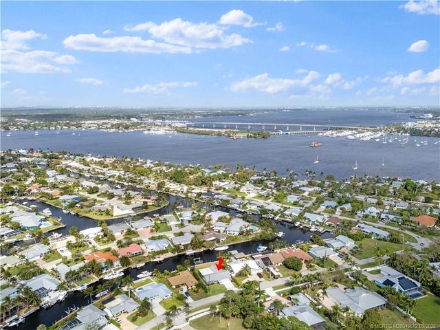 3 of 35 - 1559 Sw Dyer Point Road, Palm City, FL