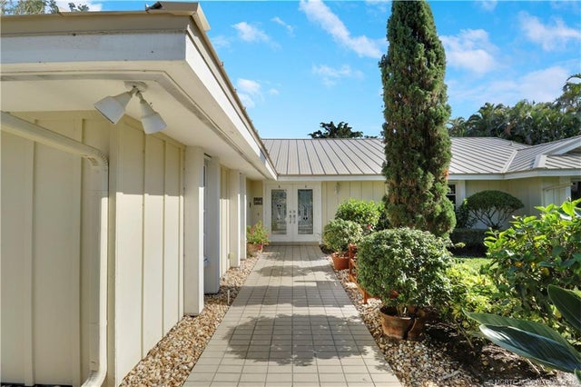 3 of 47 - 5701 Se Winged Foot Drive, Stuart, FL