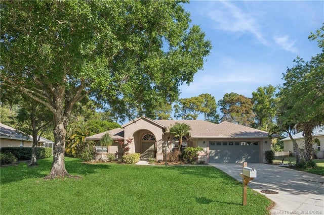 2 of 48 - 582 Se Southwood Trail, Stuart, FL