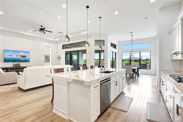 2 of 51 - 5565 Sw Star Apple Street, Palm City, FL