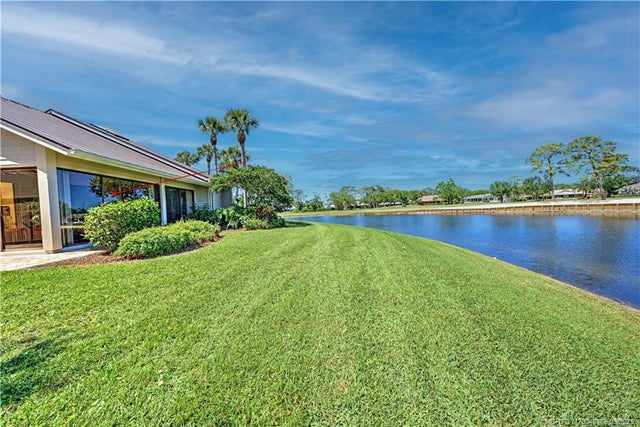 5 of 42 - 5071 Se Brandywine Way #8, Stuart, FL