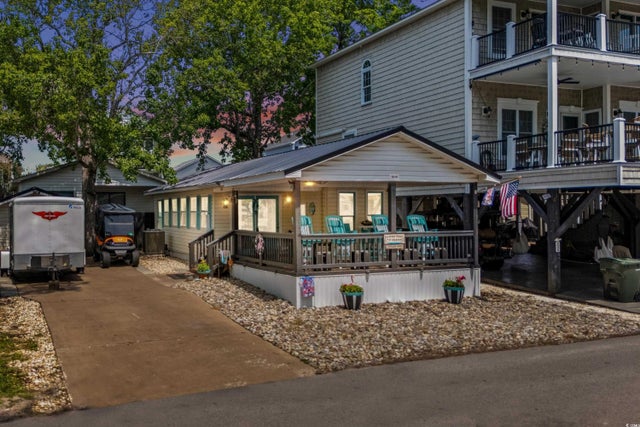 Photo of Listing #2507560