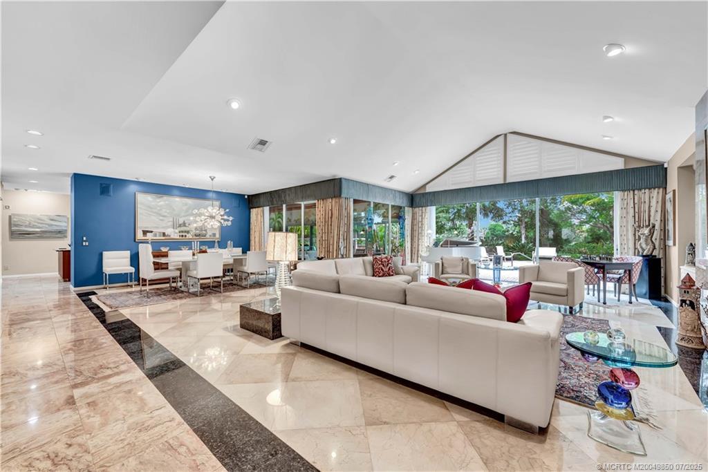 13505 Coco Plum Court, Palm City