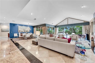 Photo of Listing #M20049850