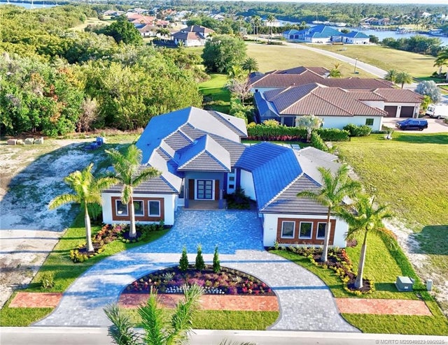 1 of 100 - 179 Se Via Terra Bella, Port St Lucie, FL