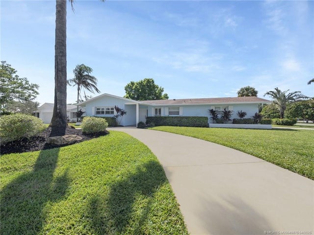 3 of 17 - 1580 Nw Lakeside Trail, Stuart, FL