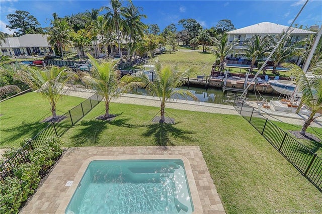 1 of 31 - 4629 Se Manatee Lane, Stuart, FL