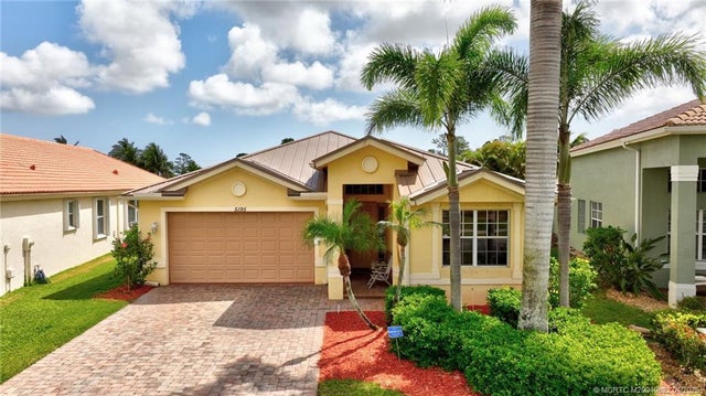 1 of 52 - 5195 Se Graham Drive, Stuart, FL