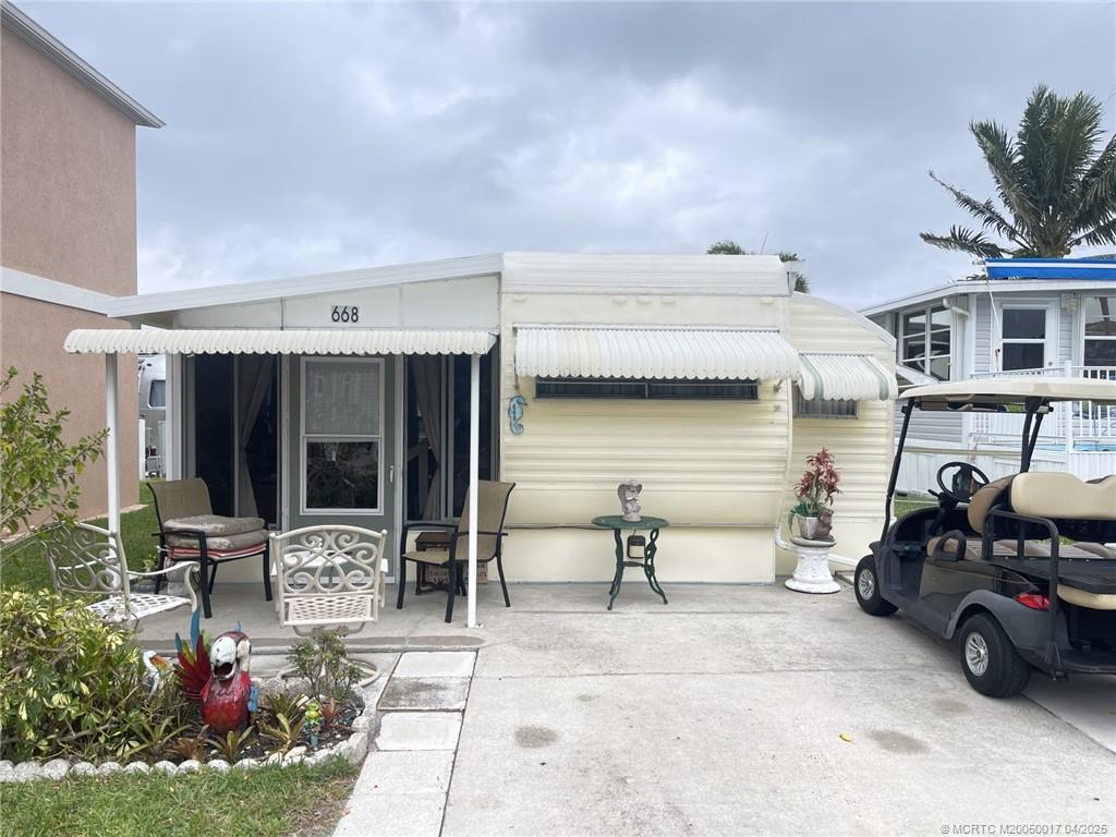 668 Nettles Boulevard, Jensen Beach