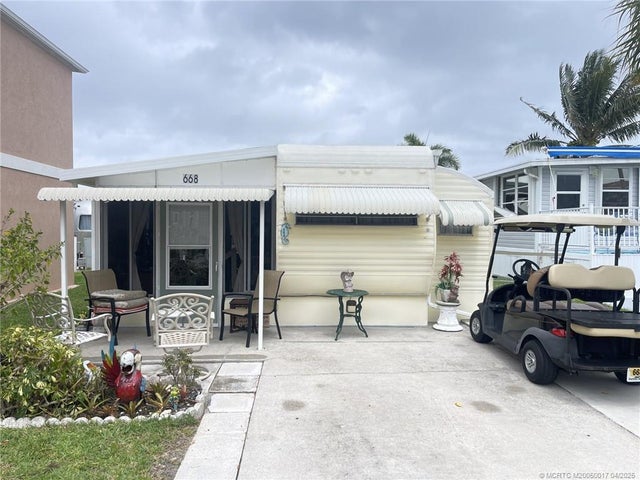 2 of 72 - 668 Nettles Boulevard, Jensen Beach, FL