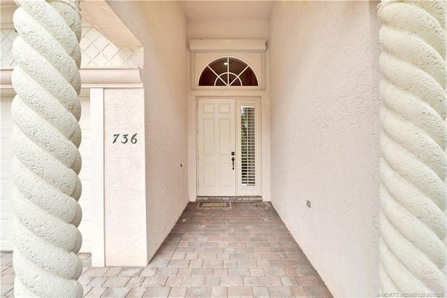 2 of 48 - 736 Sw Pebble Lane, Palm City, FL