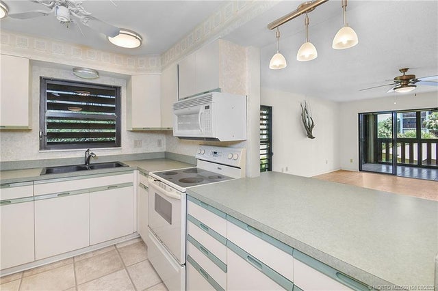 2 of 34 - 162 Se Saint Lucie Boulevard #201b, Stuart, FL