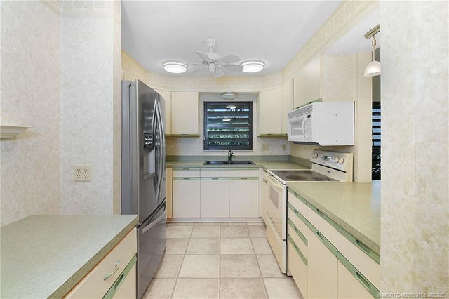 4 of 34 - 162 Se Saint Lucie Boulevard #201b, Stuart, FL
