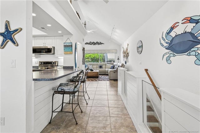 4 of 25 - 245 Ne Macarthur Boulevard #12, Stuart, FL