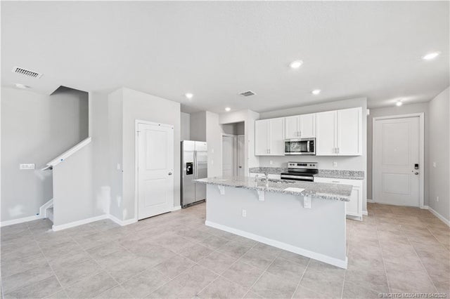 4 of 17 - 162 W Osprey Preserve Boulevard, Jensen Beach, FL