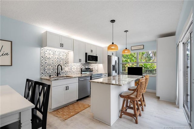 1 of 38 - 3273 Sw Sunset Trace Circle, Palm City, FL