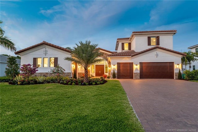 3153 Sw Pond Apple Street, Palm City