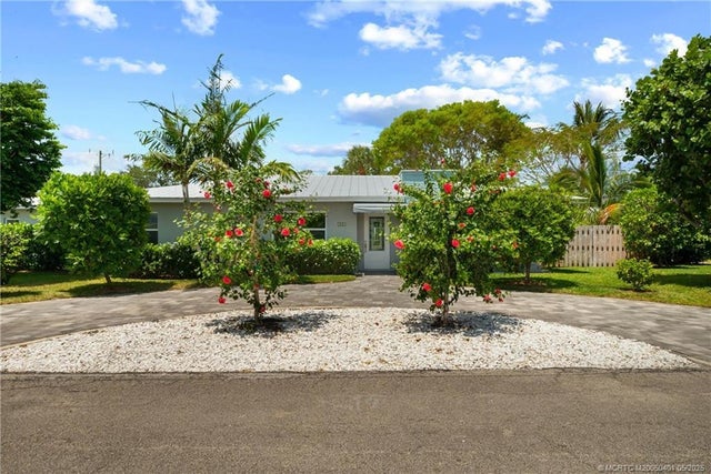 4 of 65 - 206 Se Balboa Avenue, Stuart, FL