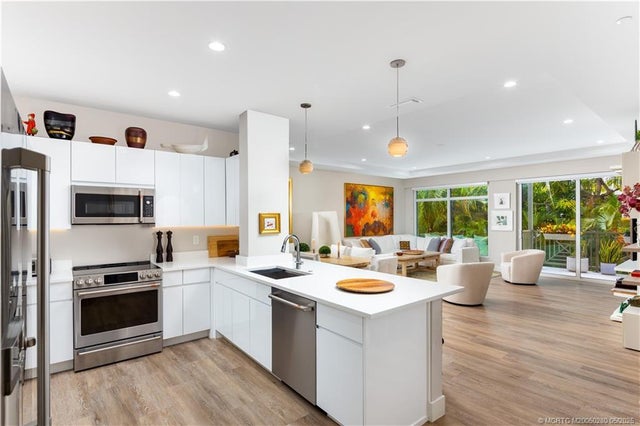 2 of 30 - 41 Seminole Street #208, Stuart, 