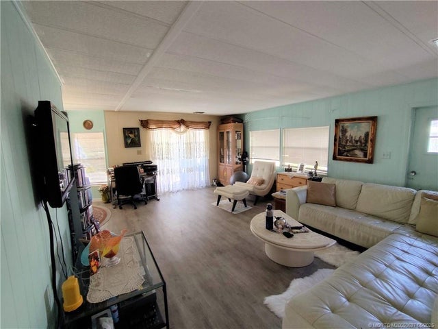 4 of 52 - 195 Se Trafalgar Terrace, Stuart, FL