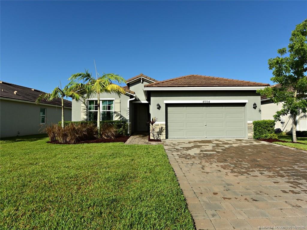 4554 King Court, Jensen Beach