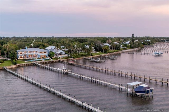 4 of 35 - 2051 Riverside Drive, Stuart, 