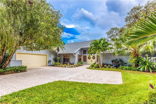2 of 51 - 8 Kingston Court, Stuart, FL
