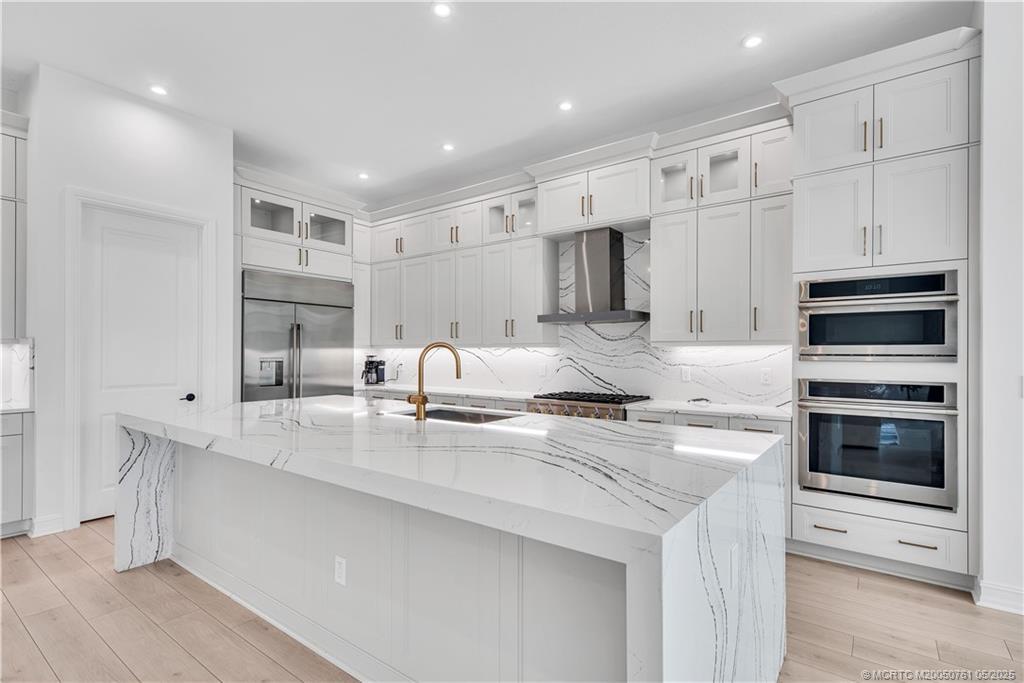 2989 Goldenglow Drive, Palm City