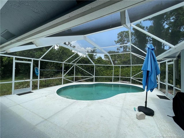 3 of 27 - 707 Se Pin Oak Terrace, Stuart, FL