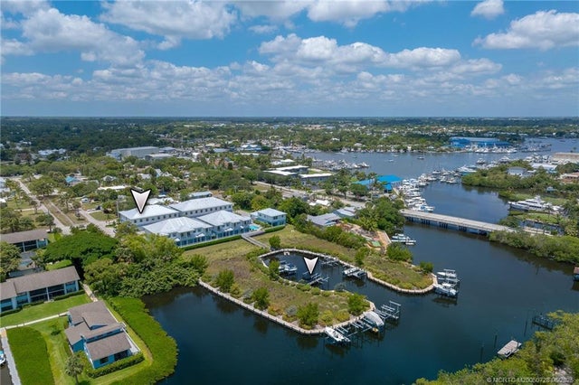 4 of 30 - 4692 Se Manatee Way, Stuart, FL