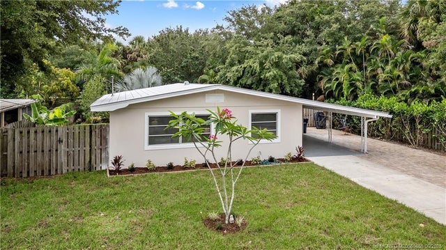 1 of 33 - 709 Sw Bryant Avenue, Stuart, FL
