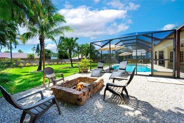 1 of 41 - 2282 Ne Marlberry Lane, Jensen Beach, FL