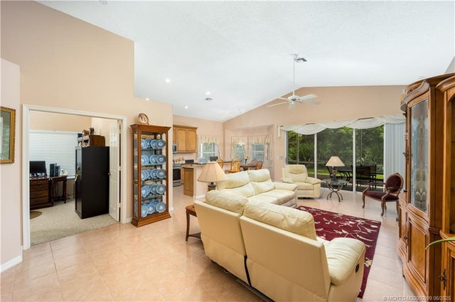 3 of 33 - 4922 Se Devenwood Way, Stuart, FL
