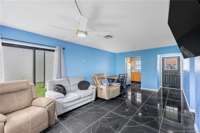 5 of 23 - 2229 Se Brekenridge Circle, Port St Lucie, FL