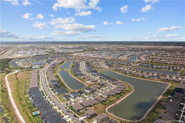 5 of 35 - 10760 Sw Cremona Way, Port Saint Lucie, FL