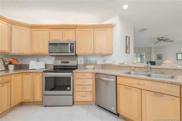5 of 30 - 6295 Se Charleston Place #101, Hobe Sound, FL