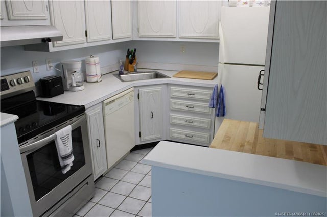 2 of 19 - 2600 S Kanner Highway #c3, Stuart, FL
