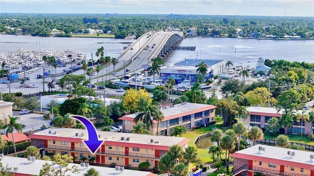 1 of 25 - 1983 Sw Palm City Road #c, Stuart, FL